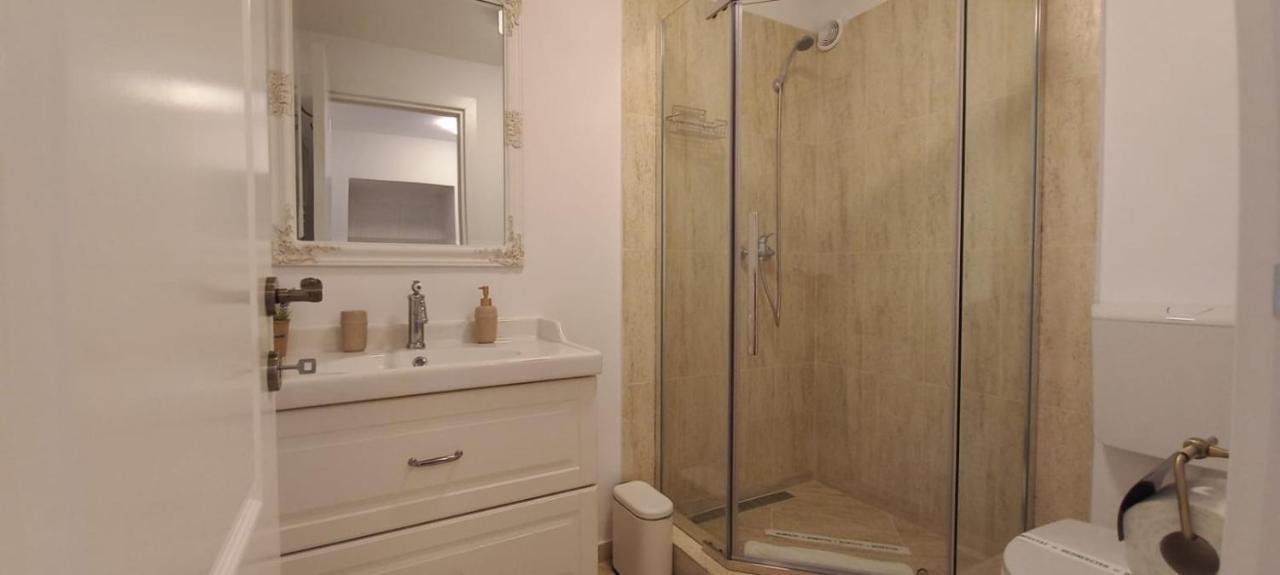 Five Rooms Brasov Bilik gambar